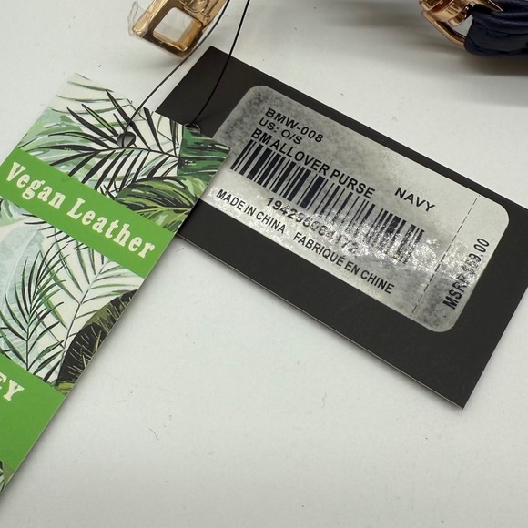 Badgley Mischka Navy Vegan Leather Studded Wristlet Small Purse Wallet $59 - Picture 4 of 13